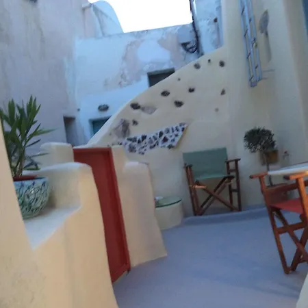 Mesana Traditional Stone شقة
